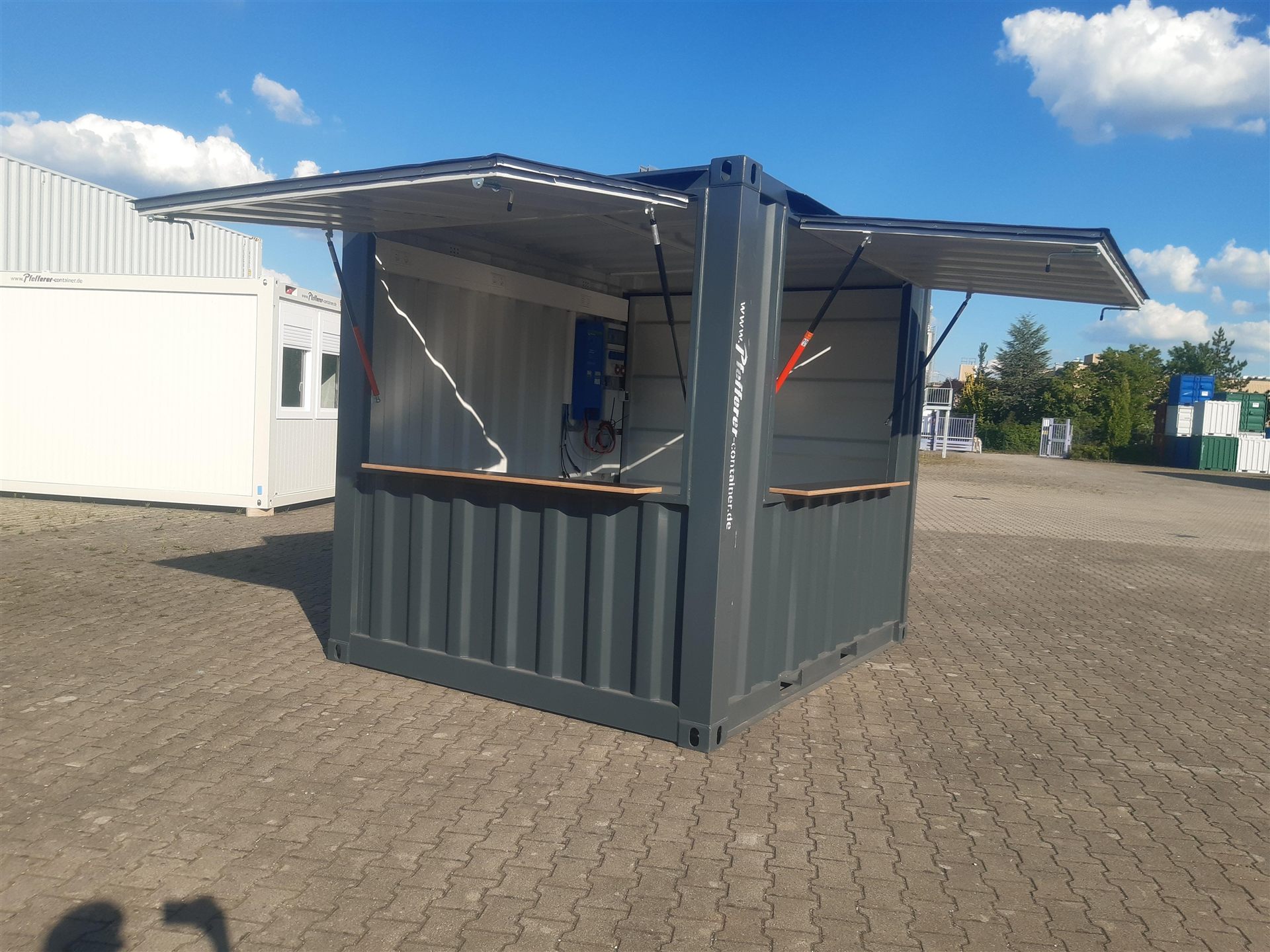 Sondercontainer und Umbauten